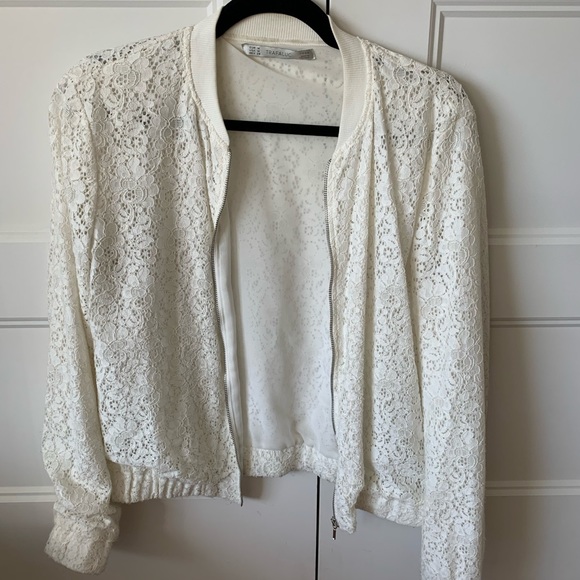 Silk and floral bombers - Picture 4 of 4